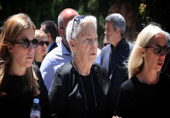 Γεώργιος Αποστολάκης: Δεν ήταν μια άρνηση χαιρετισμού. Ήταν ένα μήνυμα.